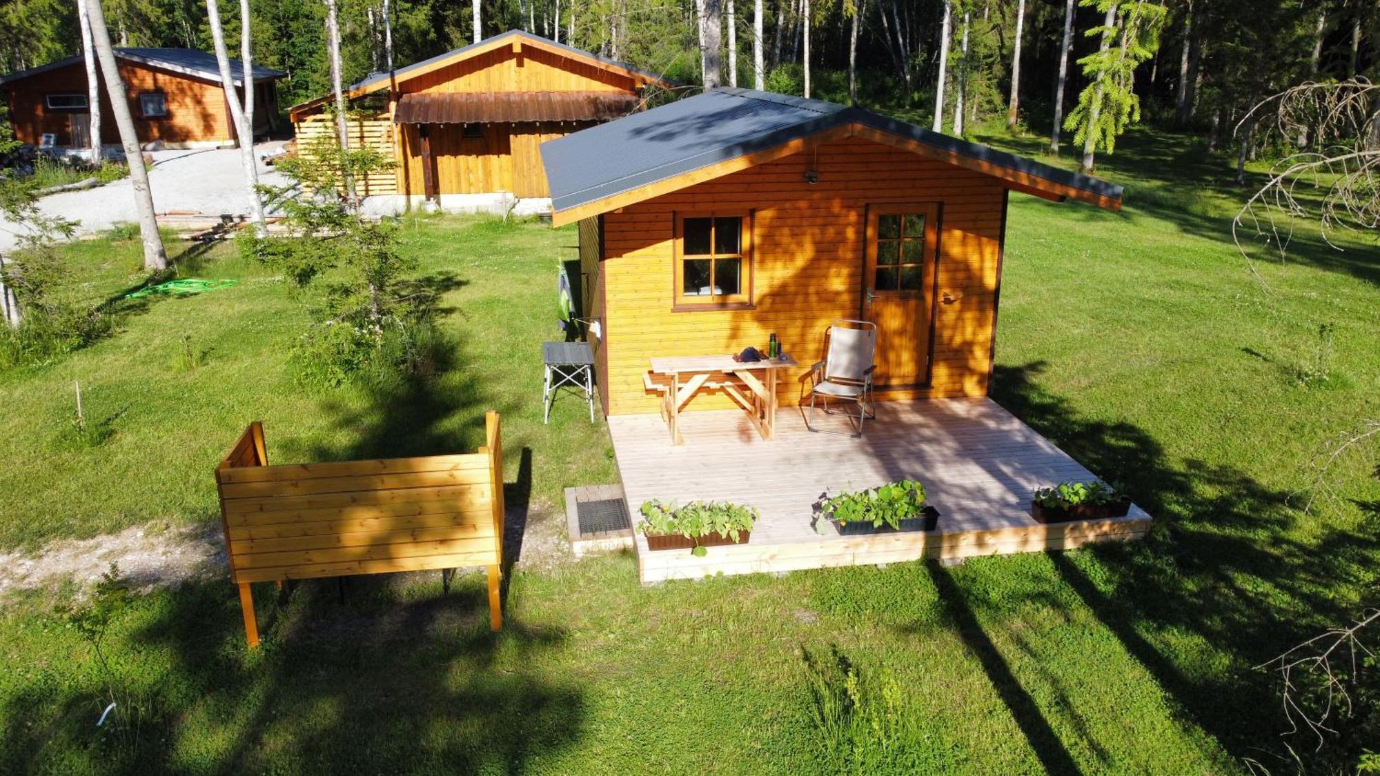 Marika Puhkekuela - Metsanurga Oeoemaja "Shared Bathroom" Nova Exterior foto